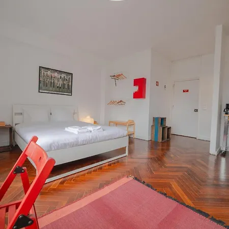 Heart Of In Bolhao By Homing Porto